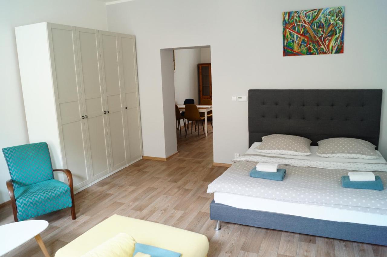 Apartmany Mary ลิโตเมริเซ ภายนอก รูปภาพ