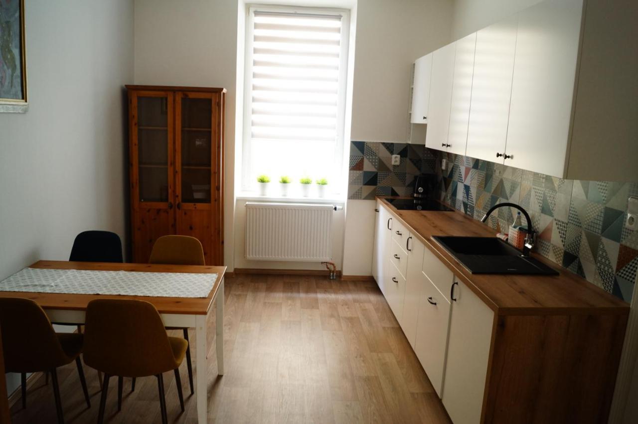 Apartmany Mary ลิโตเมริเซ ภายนอก รูปภาพ